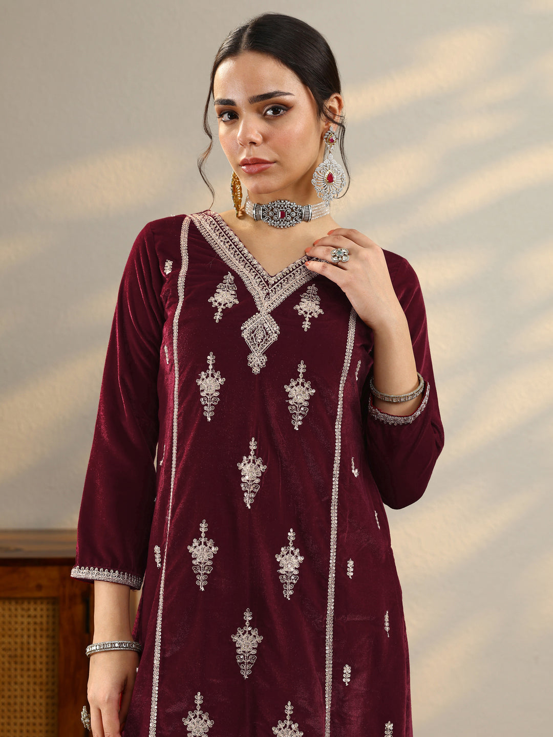  Tejasvini Maroon Embroidered Velvet Straight Suit Set With Dupatta 