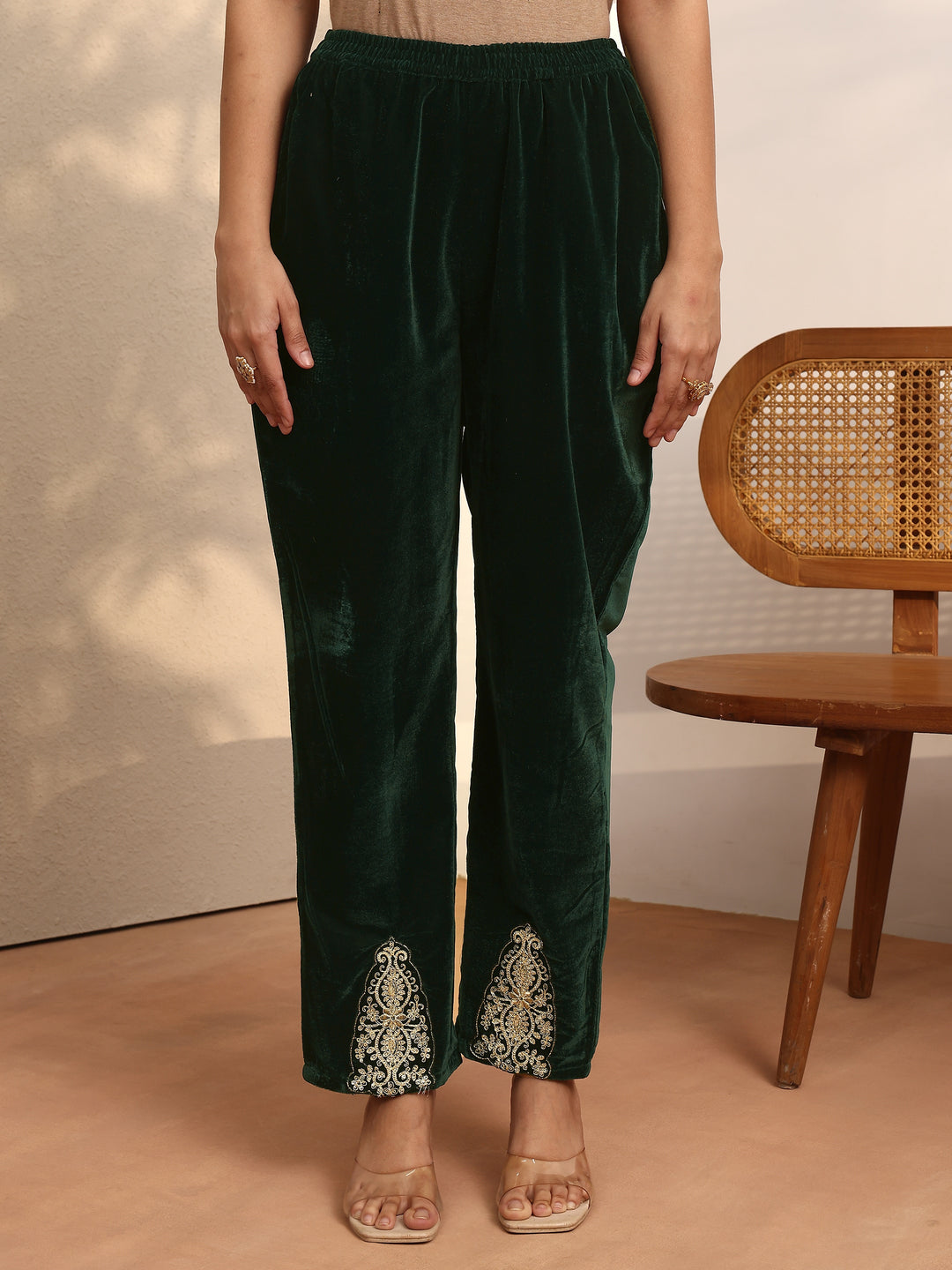  Green Embroidered Velvet Straight Suit Set With Dupatta 