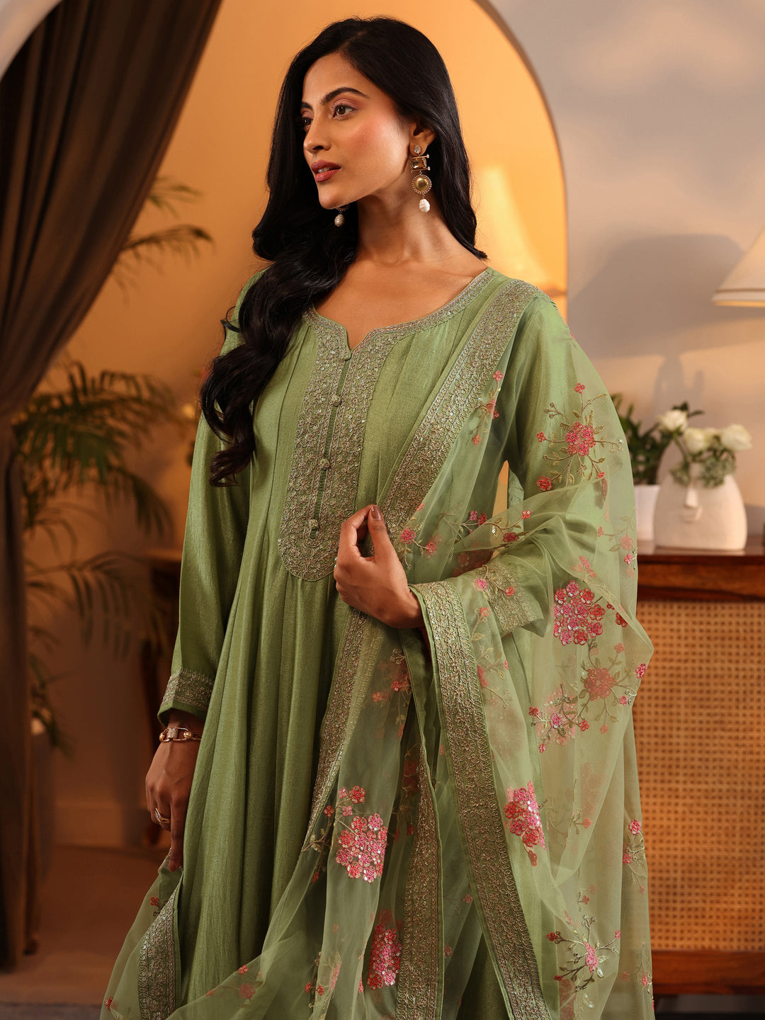  Libas Art Green Embroidered Silk Blend Anarkali Suit Set With Dupatta 