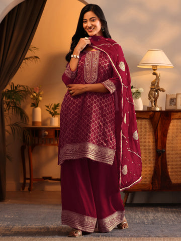 Red Embroidered Silk Blend Straight Suit Set With Dupatta