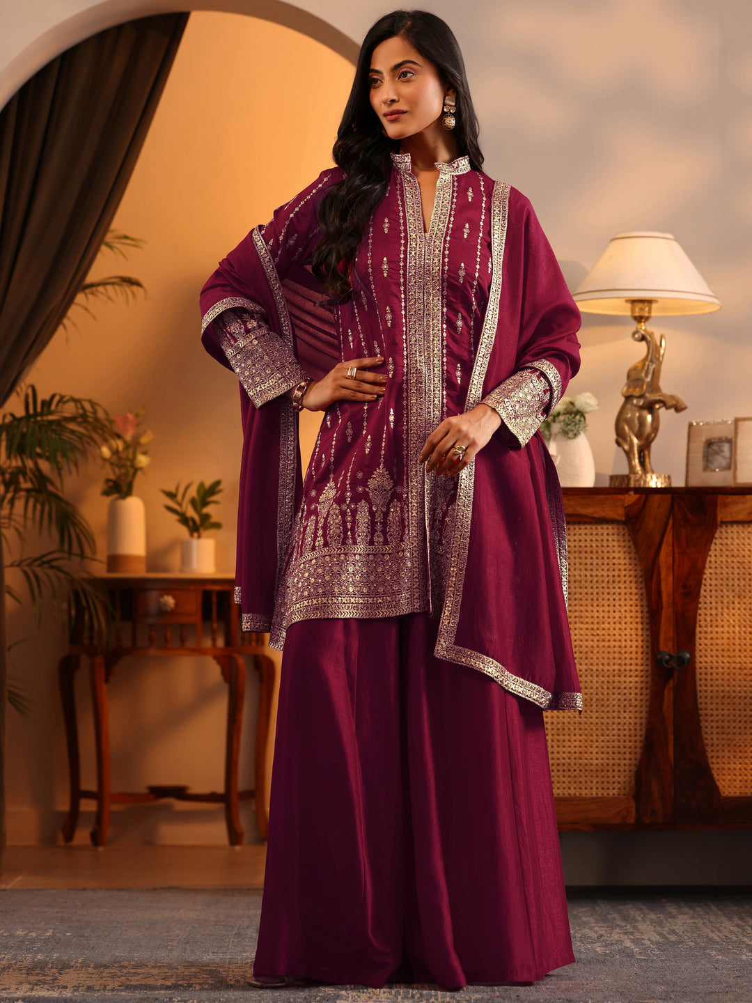  Libas Art Pink Embroidered Silk Blend Straight Suit Set With Dupatta 
