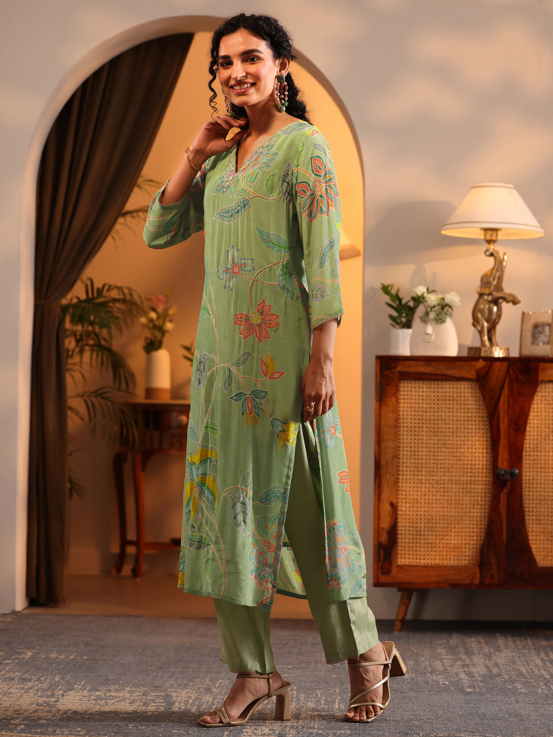  Libas Art Green Printed Crepe Straight Suit Set With Dupatta 