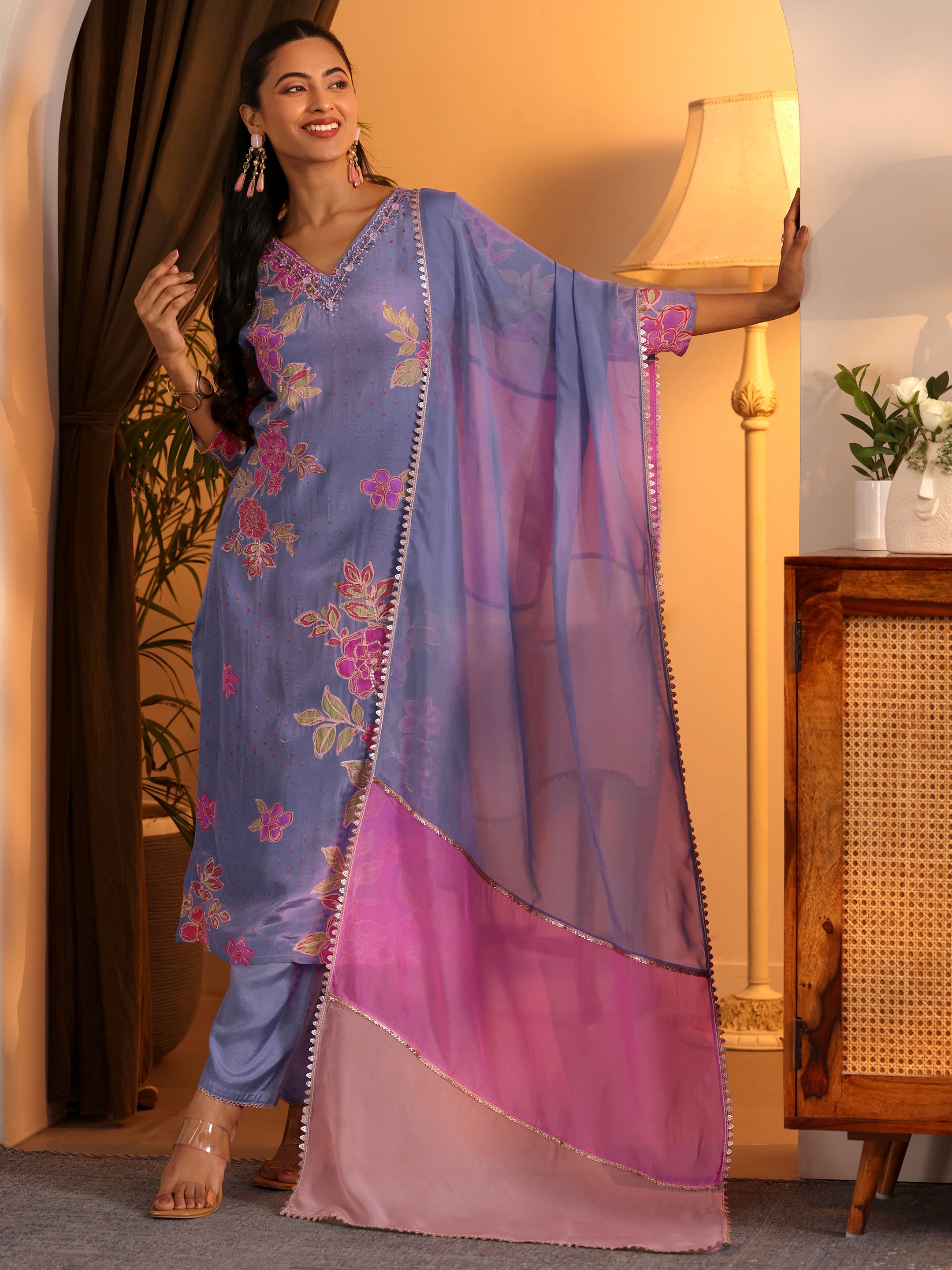libas Lavender Embellished Crepe Straight Suit Set With Dupatta-picture-27
