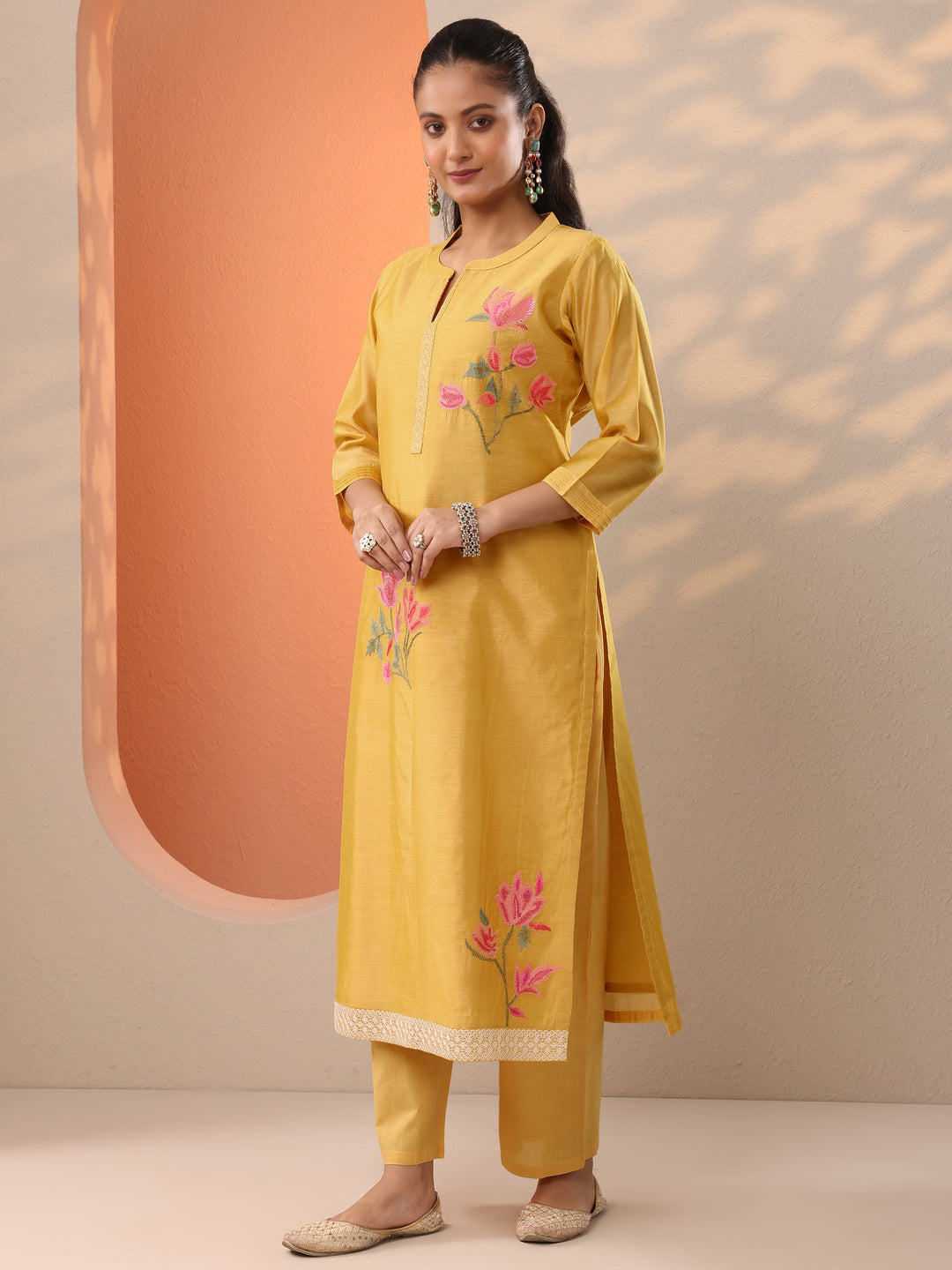  Yellow Embroidered Silk Blend Straight Suit Set With Dupatta 