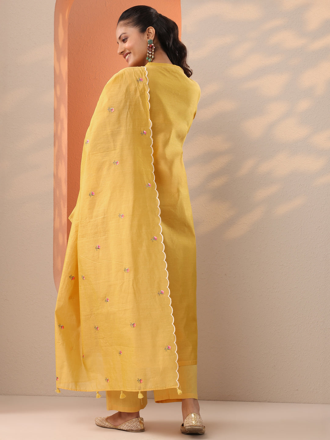  Yellow Embroidered Silk Blend Straight Suit Set With Dupatta 