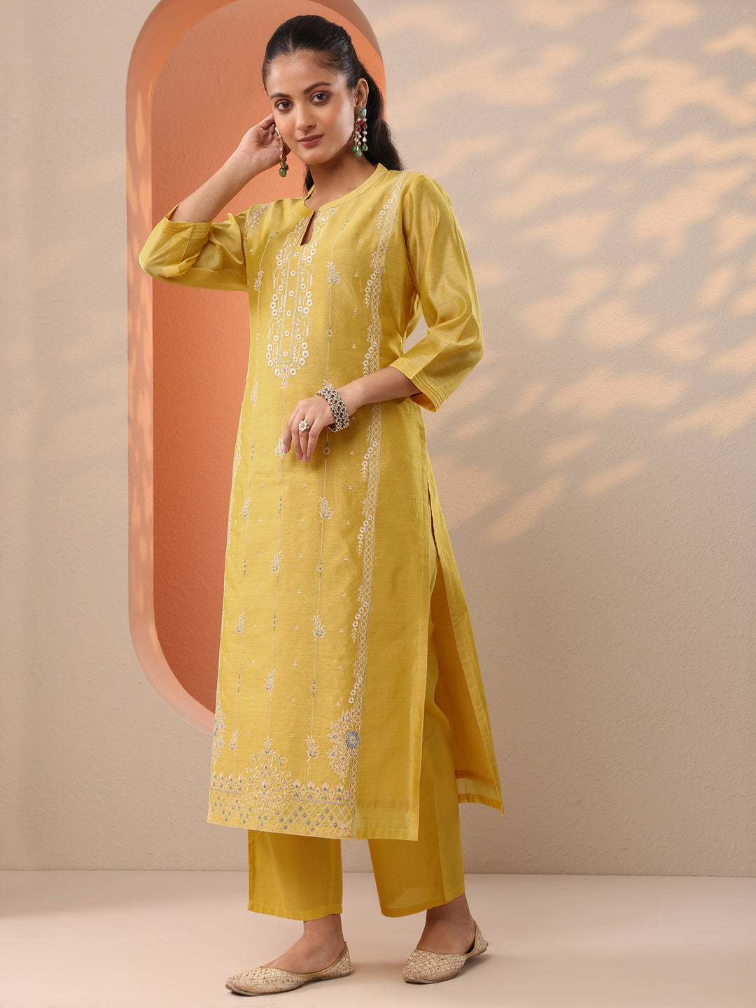  Yellow Embroidered Silk Blend Straight Suit Set With Dupatta 