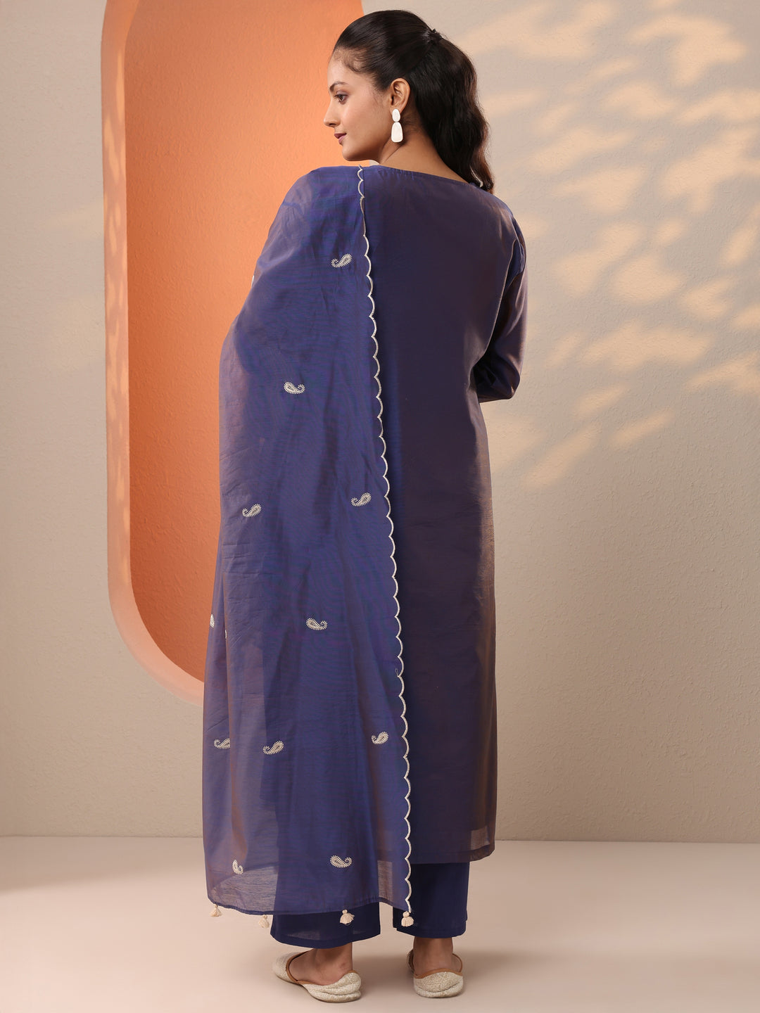  Purple Embroidered Silk Blend Straight Suit Set With Dupatta 
