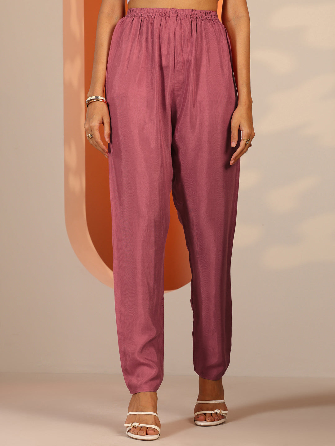  Pink Embroidered Silk Blend Straight Suit Set With Dupatta 
