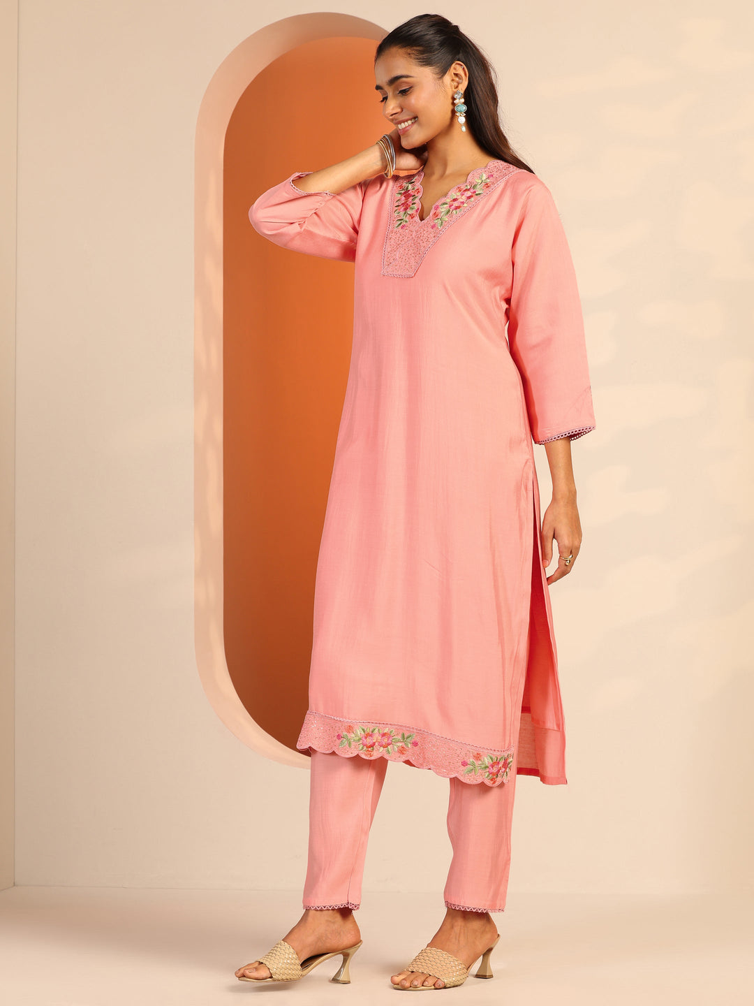  Peach Embroidered Silk Blend Straight Suit Set With Dupatta 
