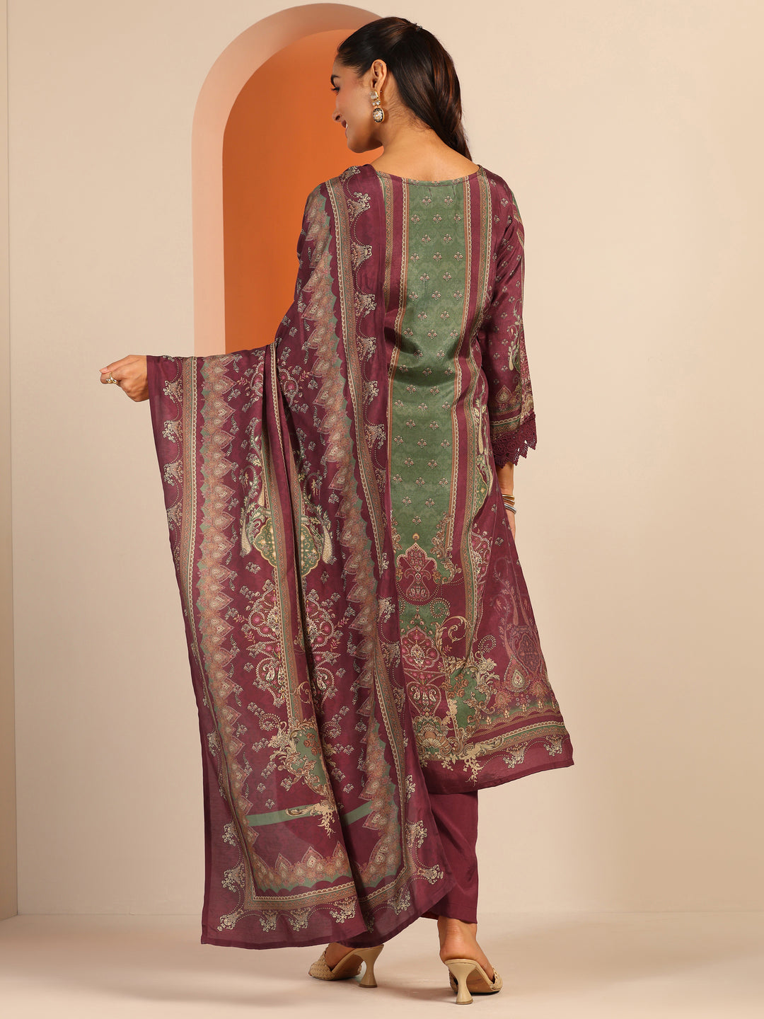  Maroon Printed Muslin Straight Suit Set With Dupatta 