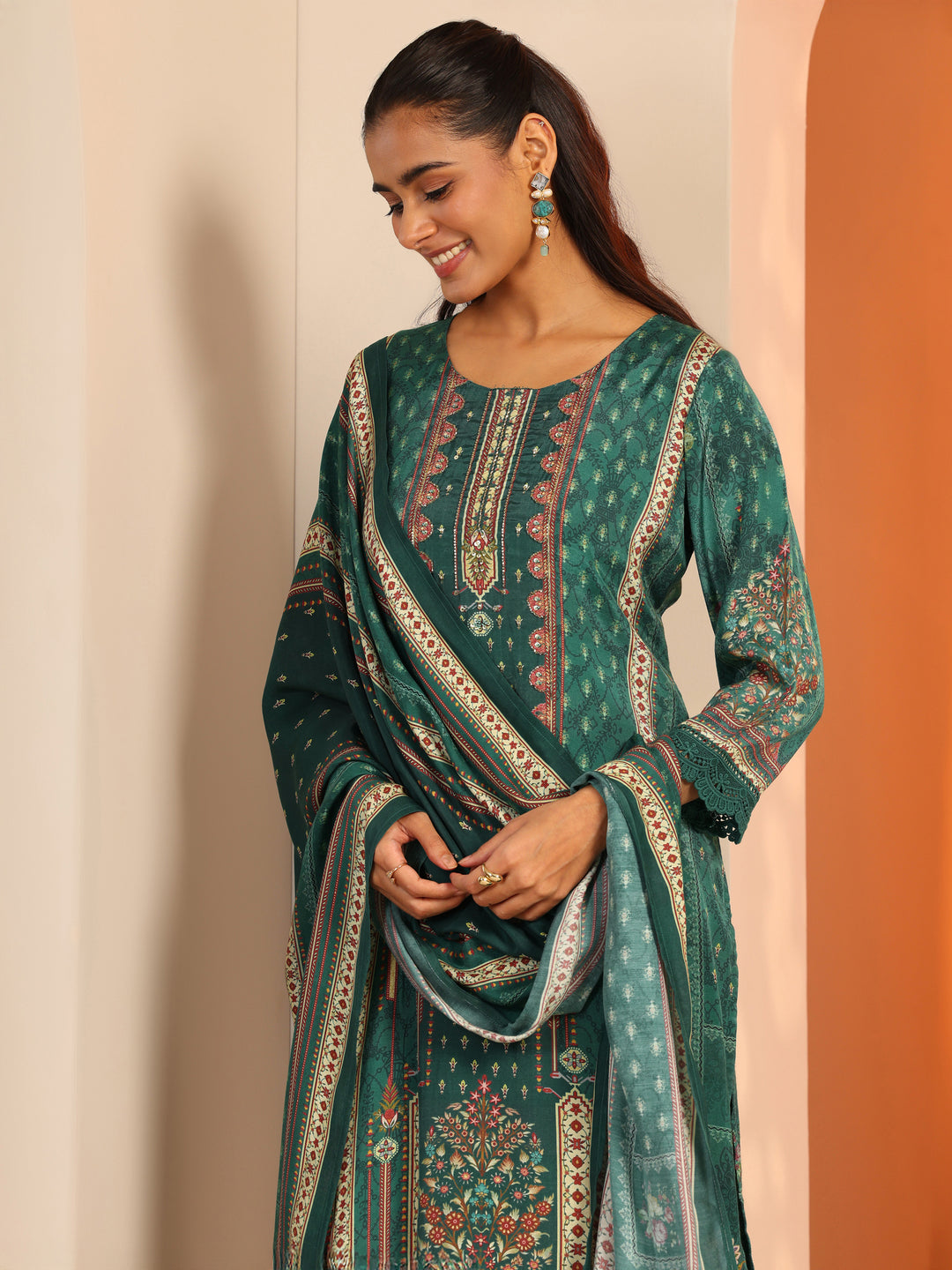  Green Printed Muslin Straight Suit Set With Dupatta 