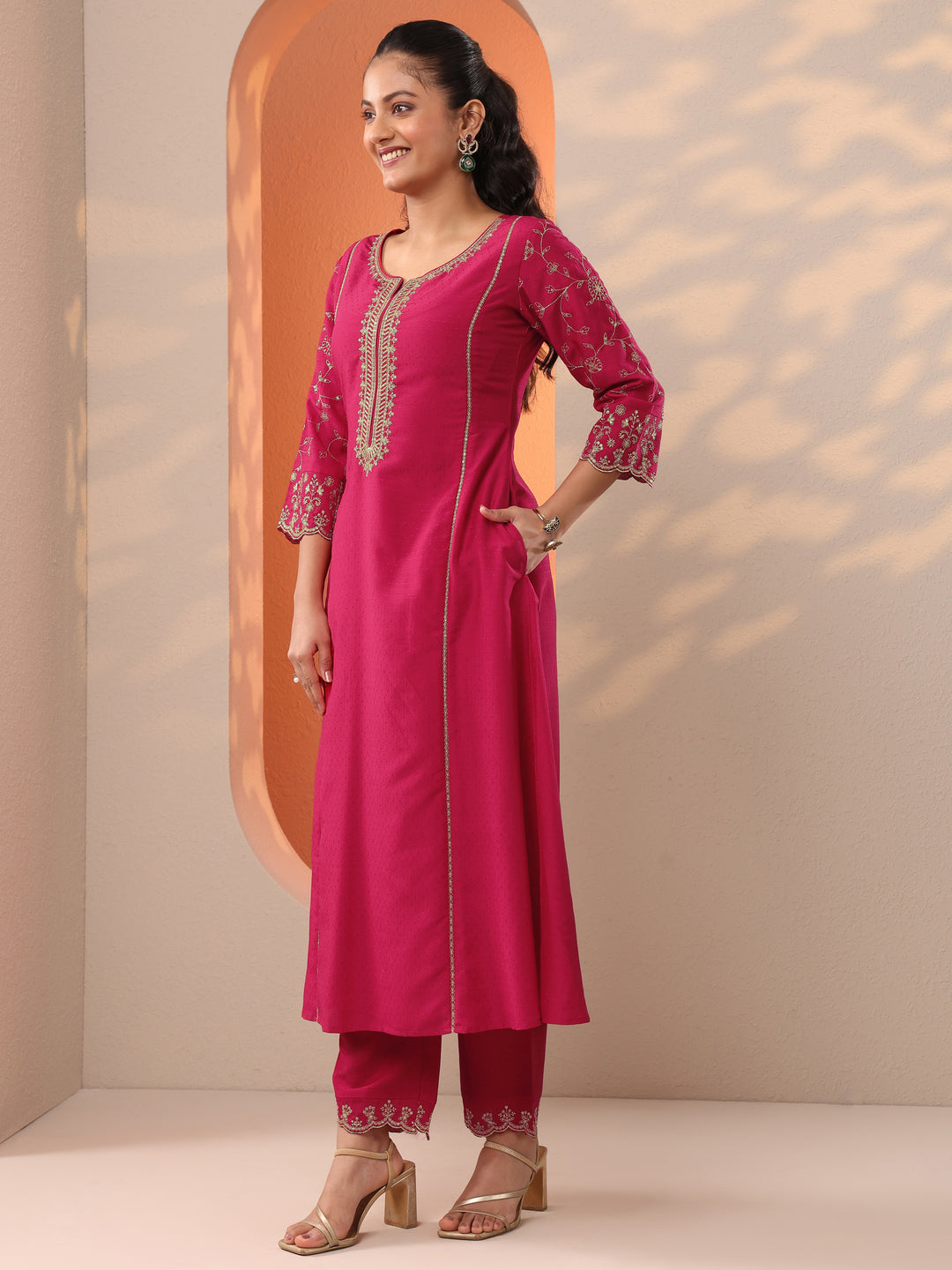  Pink Embroidered Silk Blend Straight Suit Set With Dupatta 
