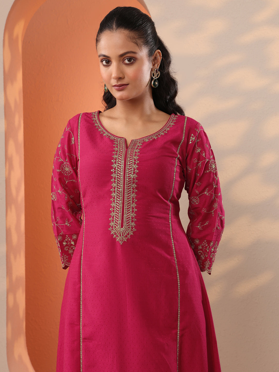  Pink Embroidered Silk Blend Straight Suit Set With Dupatta 