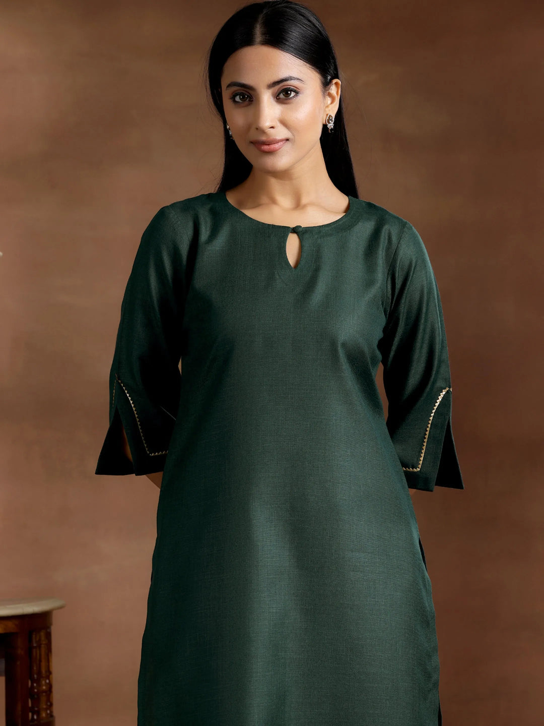  Green Solid Cotton Blend Straight Kurta 