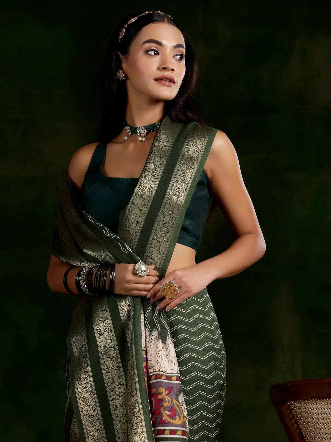  Olive Printed Silk Blend Saree With Unstitched Blouse Piece 