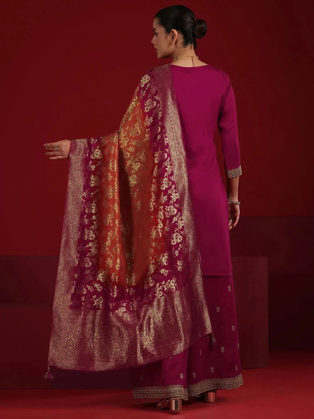  Pink Embroidered Silk Blend Straight Suit Set With Dupatta 