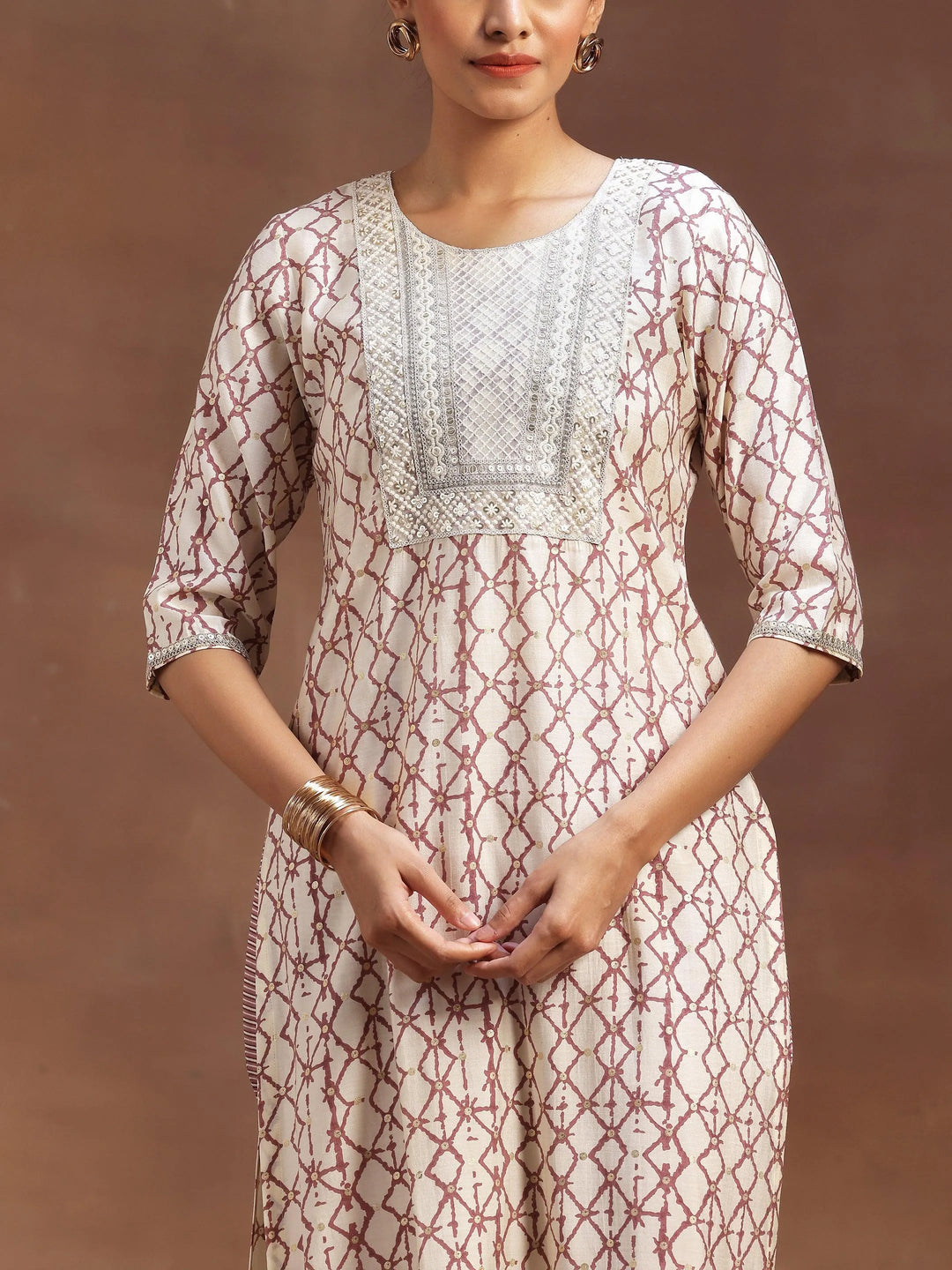  Off White Printed Silk Blend Straight Suit With Dupatta 