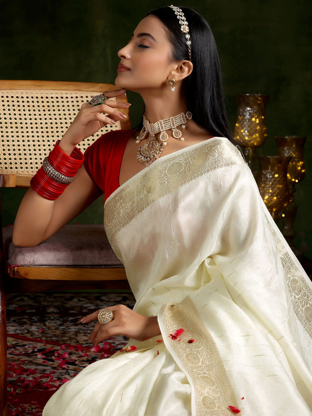  Off White Woven Design Silk Blend Saree With Unstitched Blouse Piece 