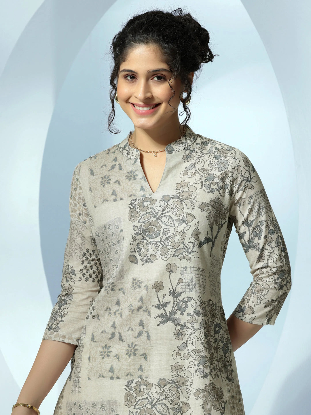  Off White Printed Cotton Blend Straight Kurti 