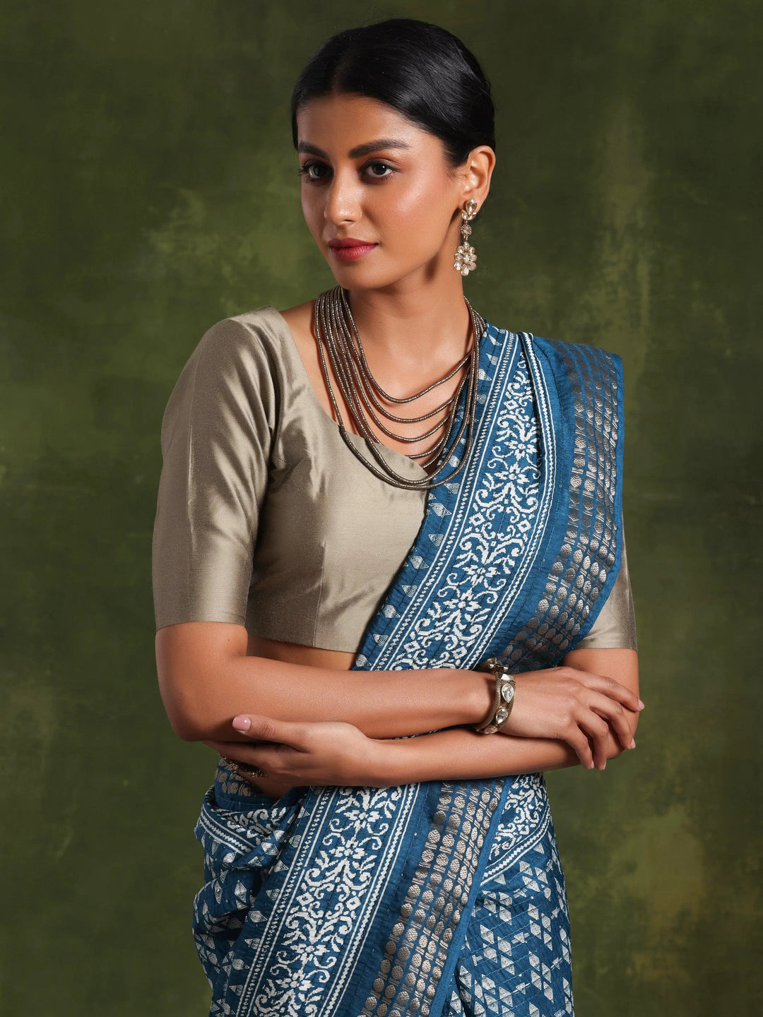 Teal Printed Silk Blend Saree With Unstitched Blouse Piece - Libas 