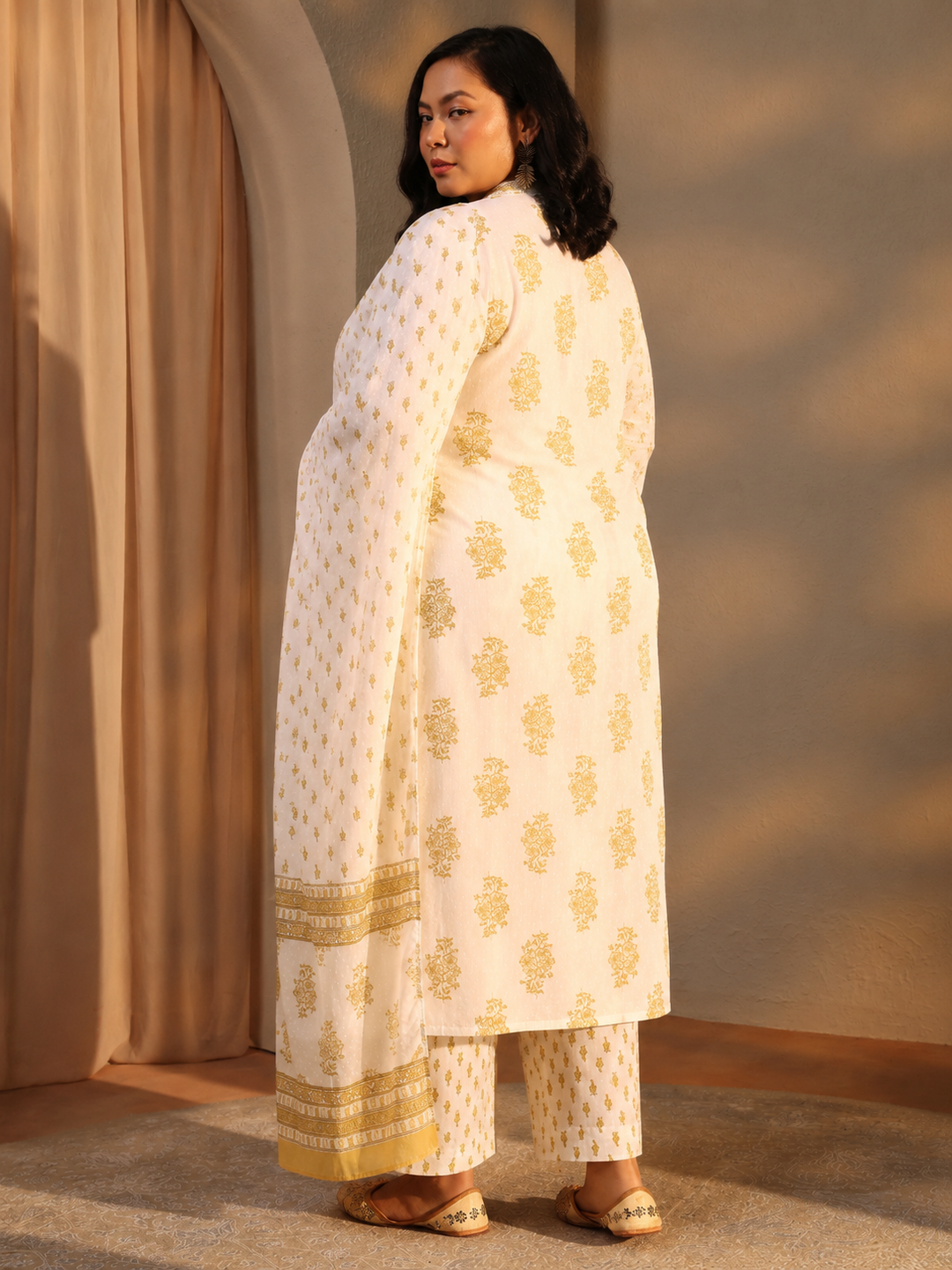  Plus Size White Floral Printed Cotton A-Line Suit Set 