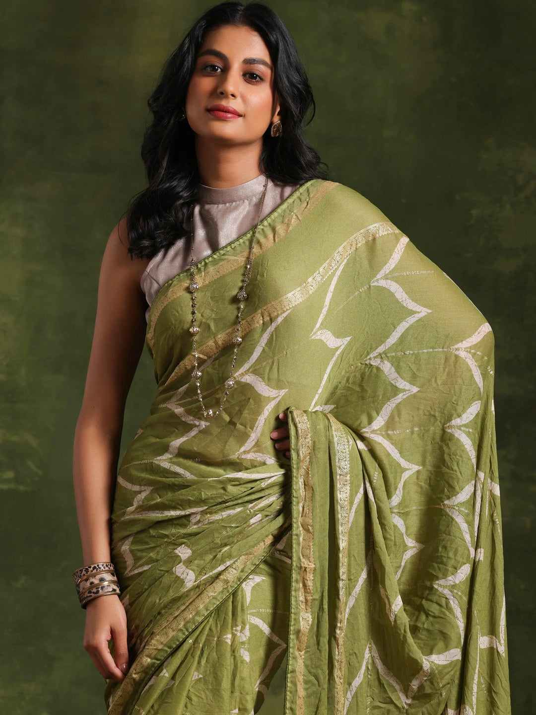 Green Printed Poly Georgette Saree With Unstitched Blouse Piece - Libas 