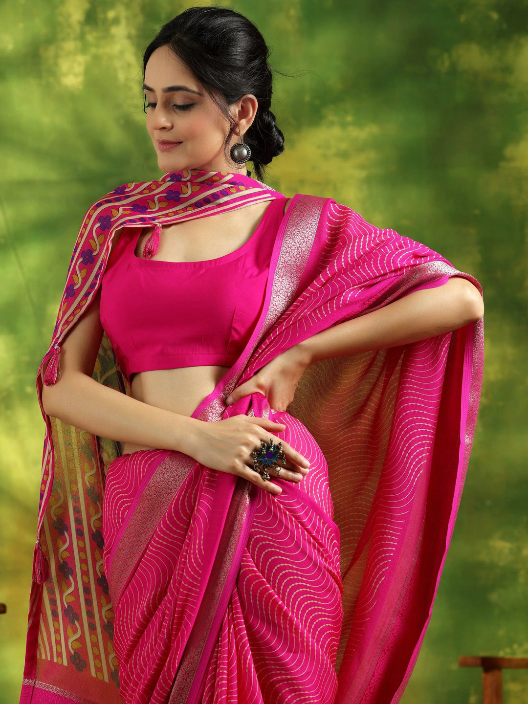 Pink Printed Silk Blend Saree With Unstitched Blouse Piece - Libas 