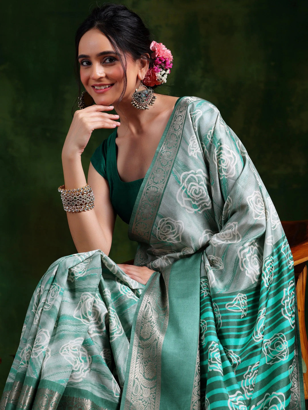 Green Printed Silk Blend Saree With Unstitched Blouse Piece - Libas 