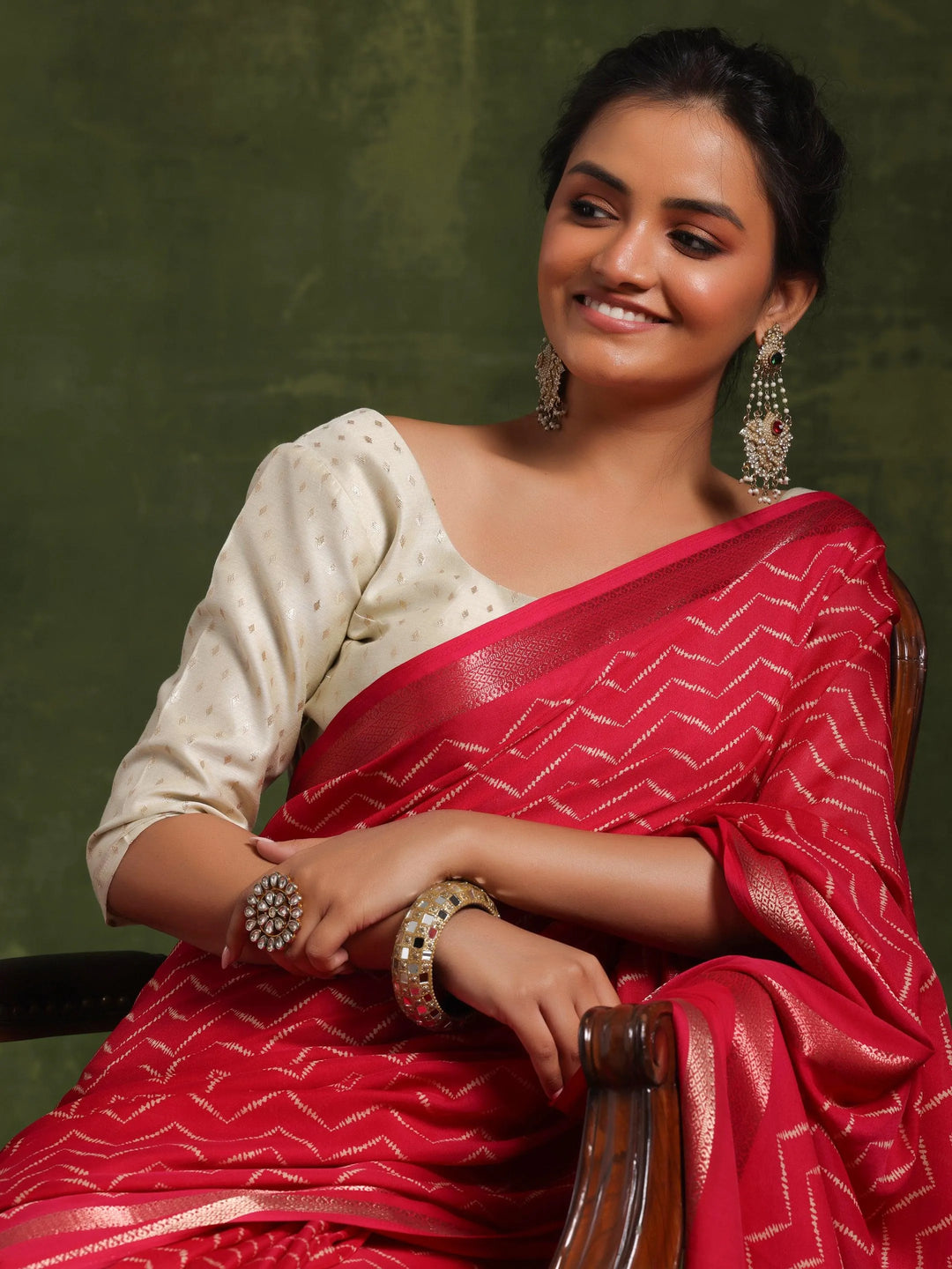 Pink Printed Silk Blend Saree With Unstitched Blouse Piece - Libas 