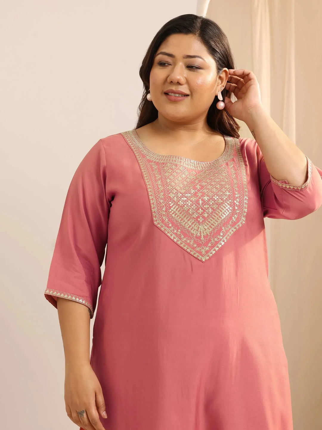  Plus Size Peach Yoke Design Silk Blend Straight Suit Set With Dupatta 