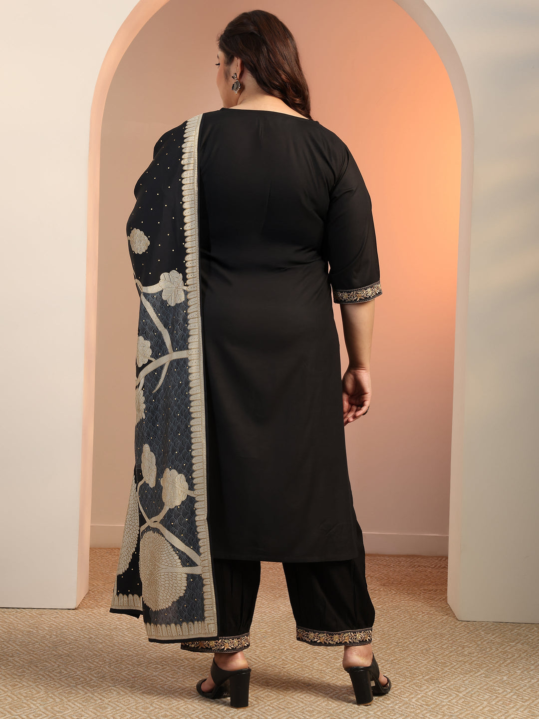  Plus Size Black Embroidered Viscose Straight Suit Set With Dupatta 