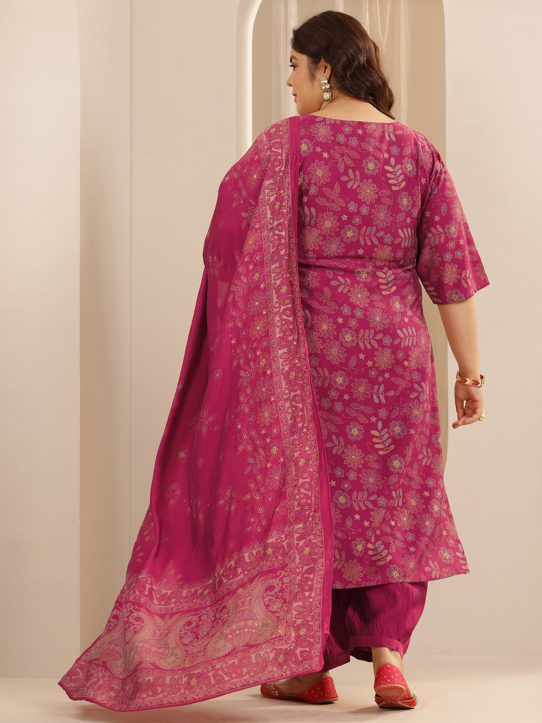  Plus Size Pink Printed Silk blend Straight Suit Set With Dupatta 