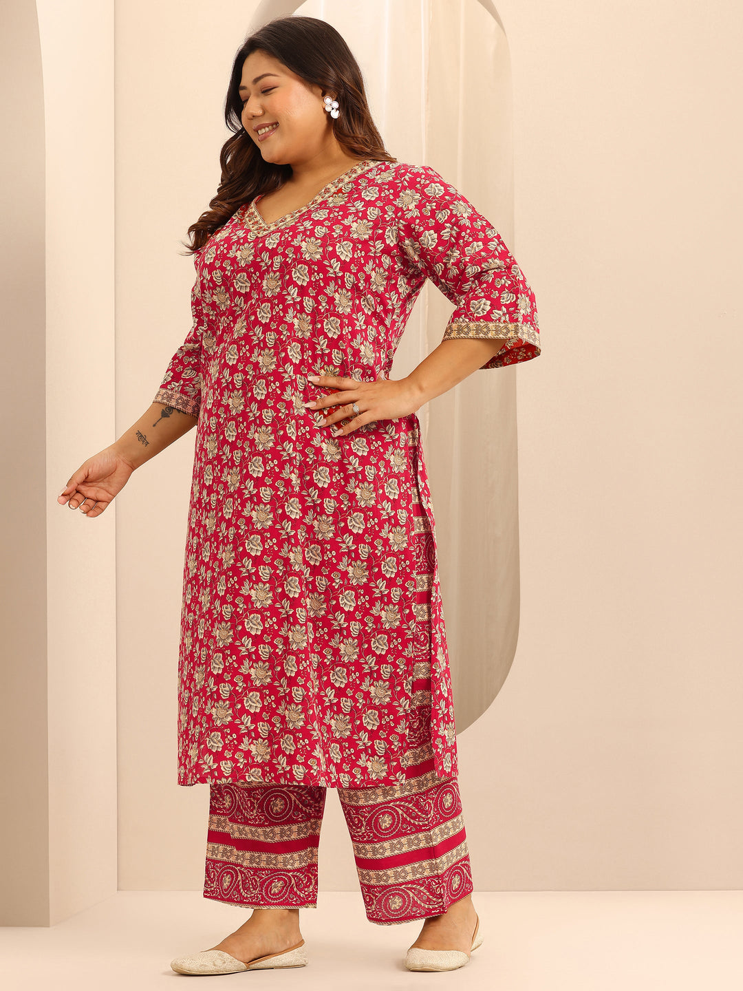  Plus Size Red Printed Cotton Straight Suit Set With Dupatta 