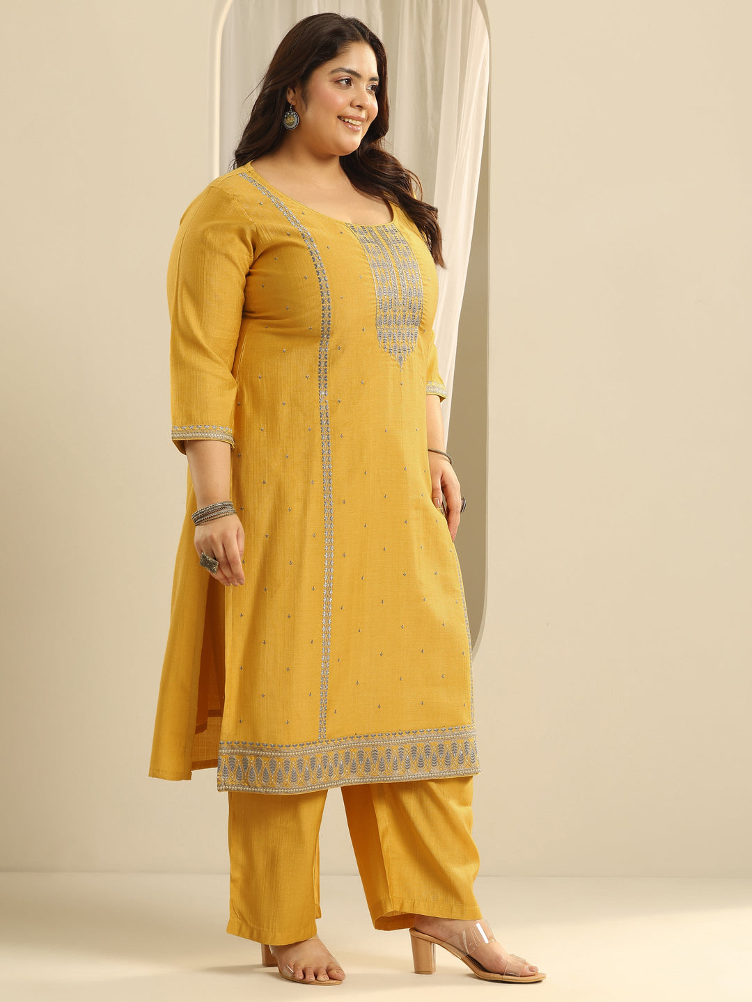  Plus Size Mustard Printed cotton blend Straight Suit Set With Dupatta 