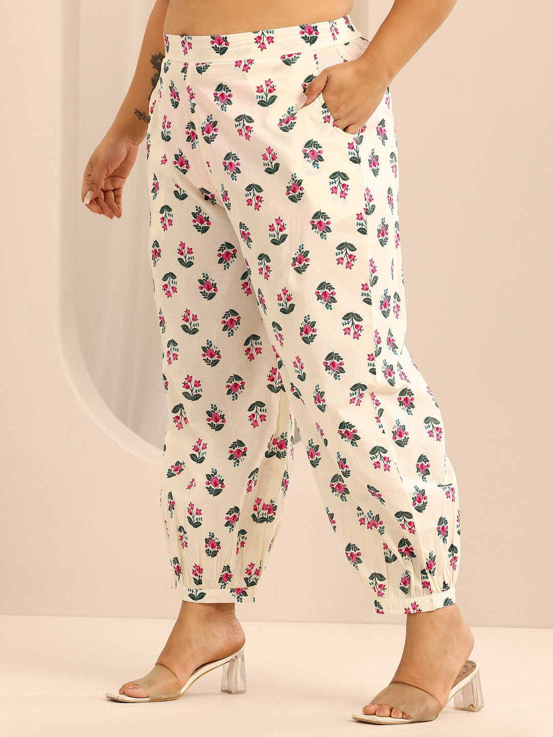  Plus Size Off White Printed Cotton Straight Kurta Set 
