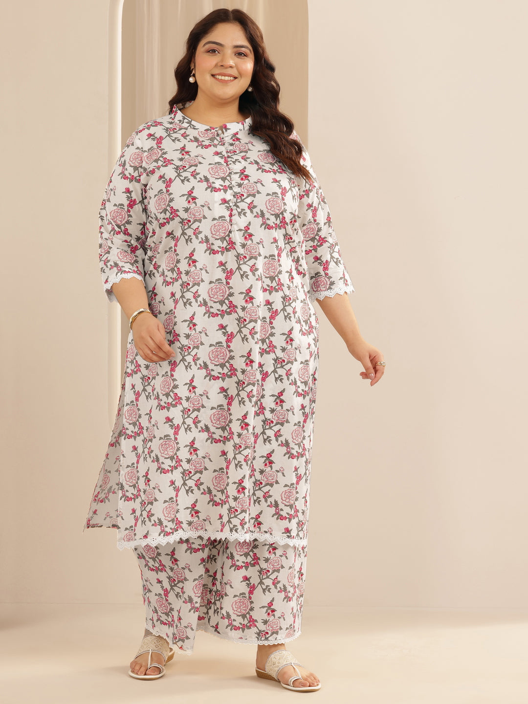  Plus Size Off White Printed Cotton Blend Straight Kurta Set 
