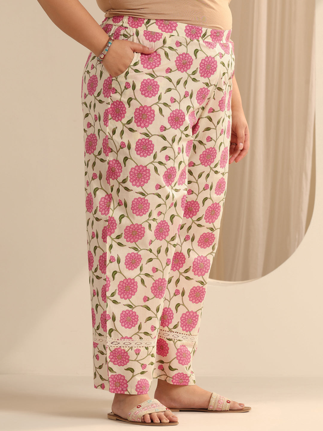  Plus Size Off White Printed Cotton Blend Straight Kurta Set 