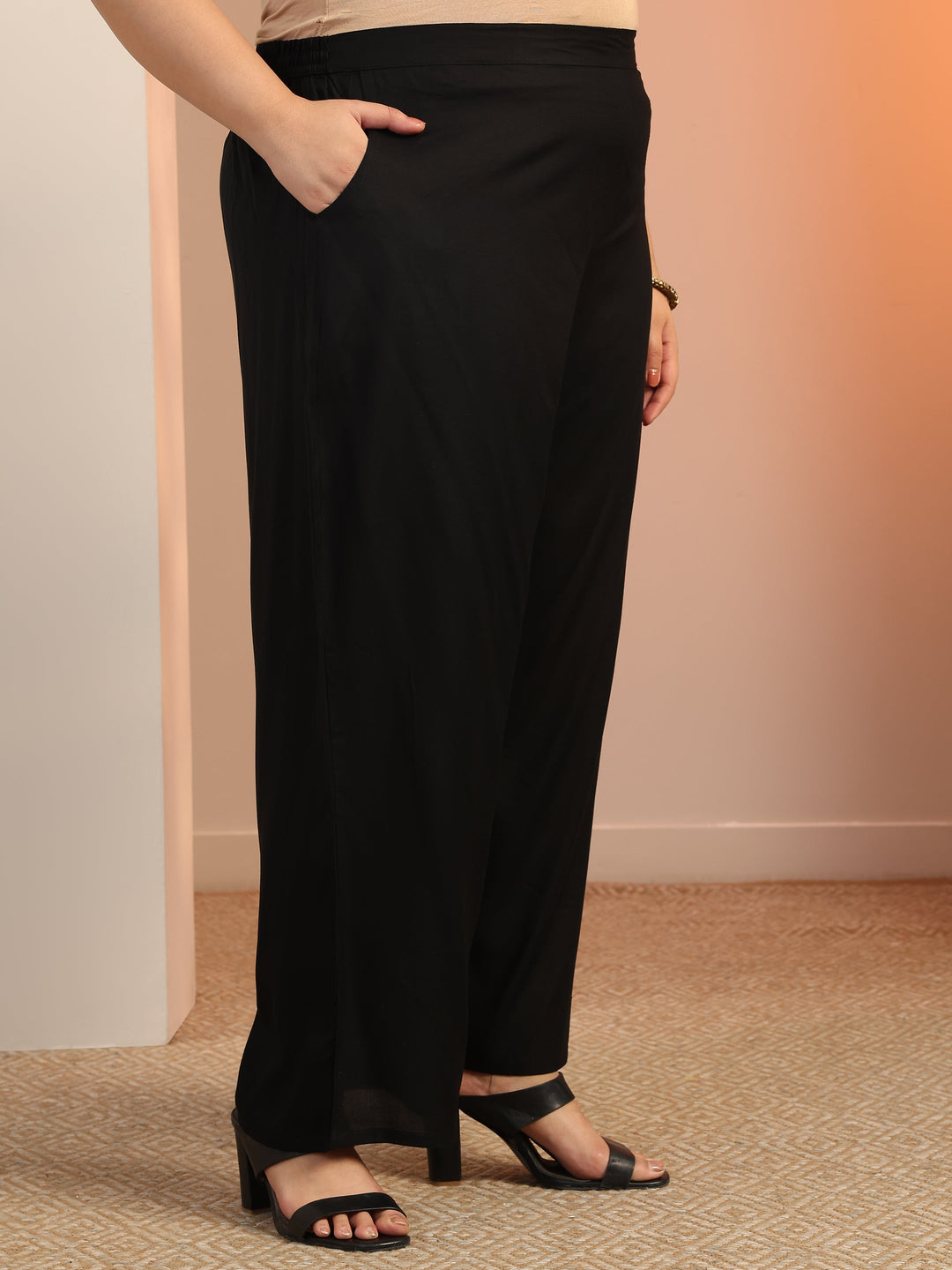  Plus Size Black Yoke Design Viscose Straight Suit Set With Dupatta 