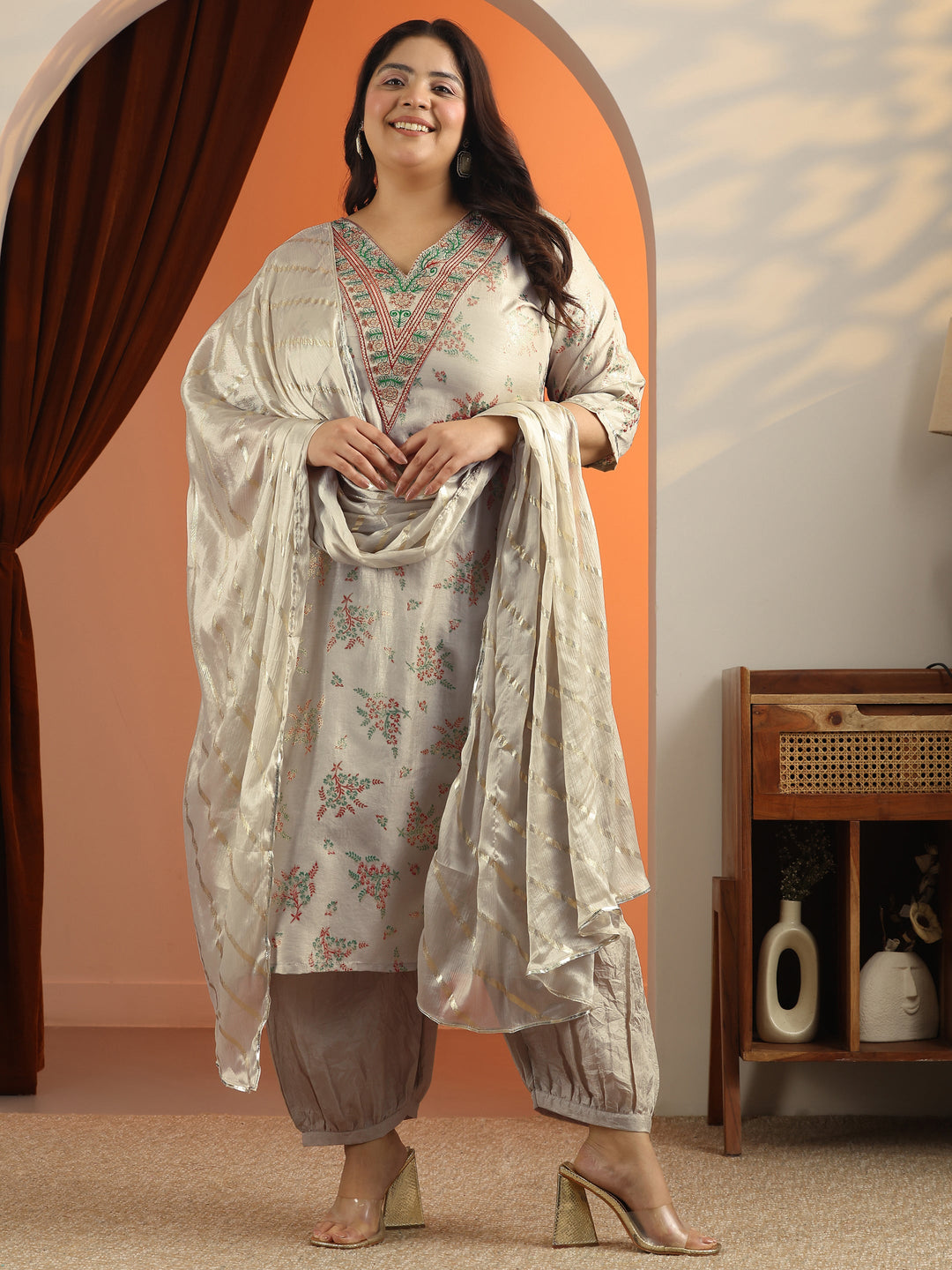  Plus Size Grey Floral Printed Silk blend Straight Suit Set With Dupatta 