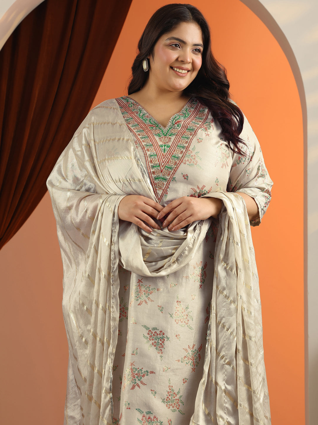  Plus Size Grey Floral Printed Silk blend Straight Suit Set With Dupatta 