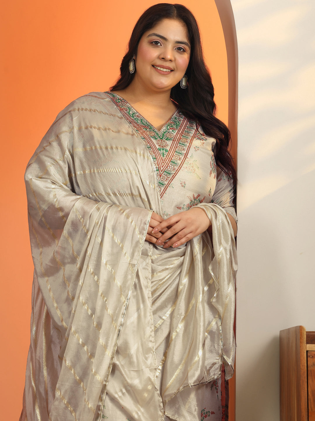  Plus Size Grey Floral Printed Silk blend Straight Suit Set With Dupatta 