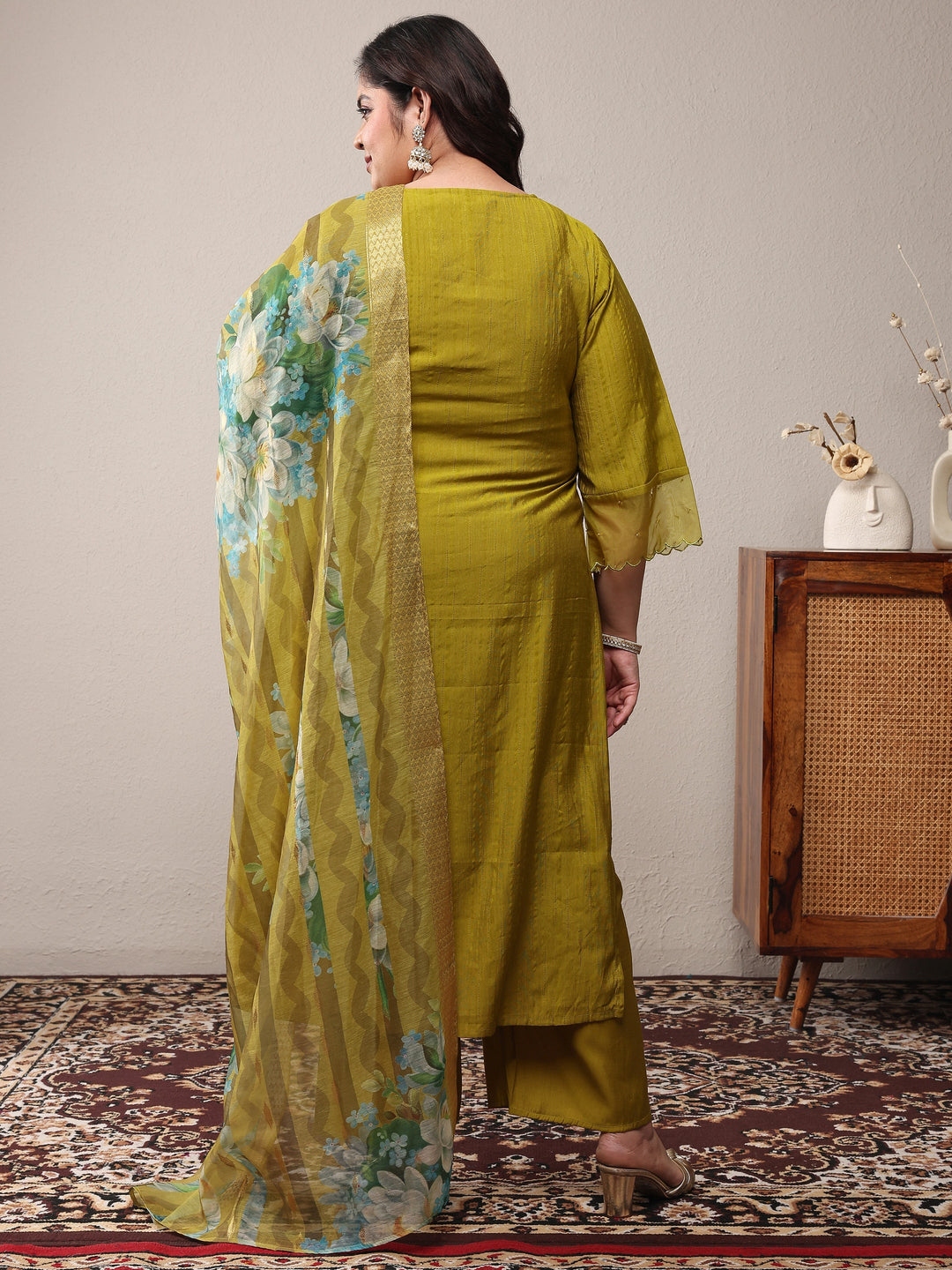  Plus Size Green Woven Design Silk Blend Straight Suit Set With Dupatta 