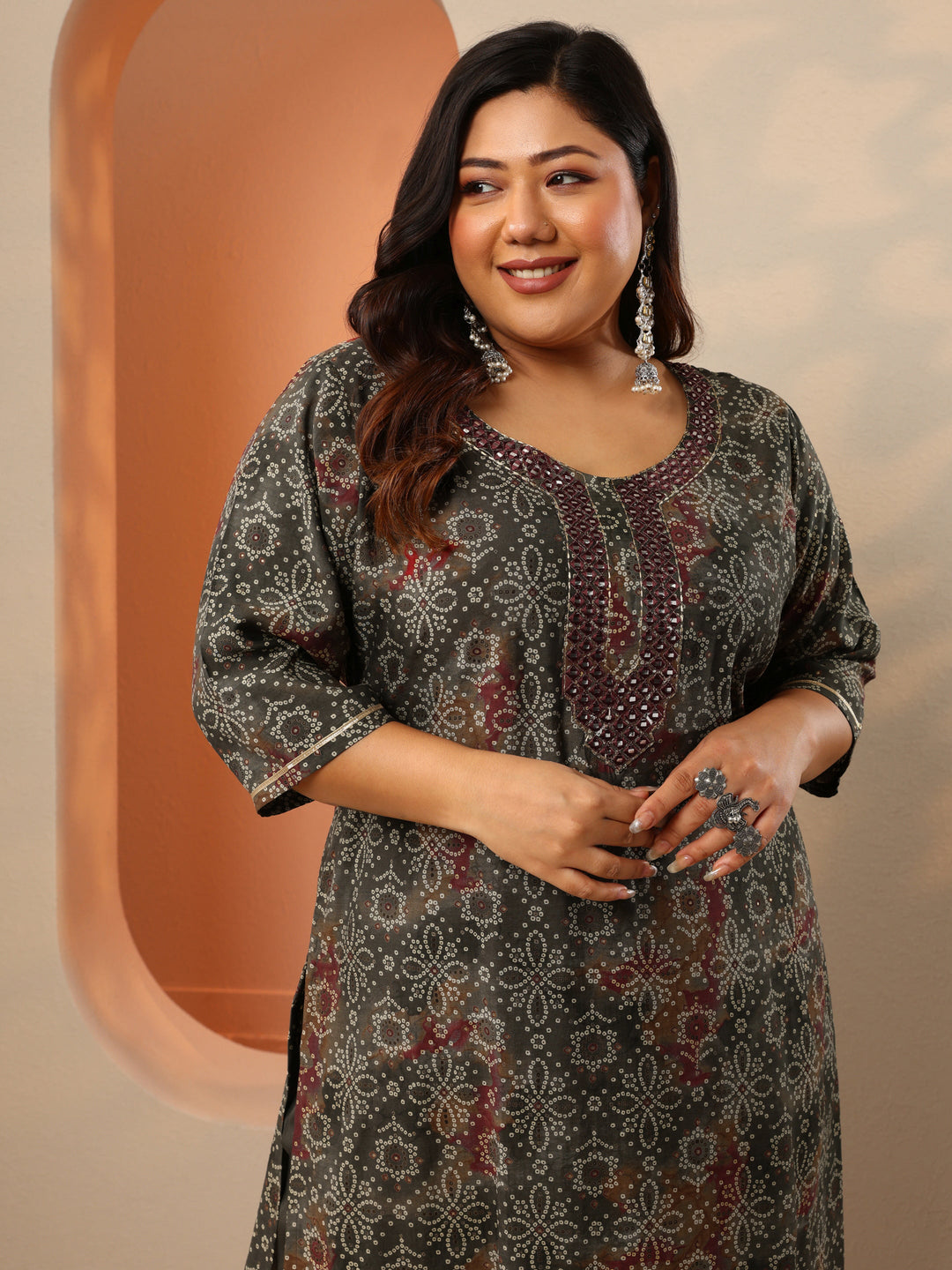  Plus Size Grey Printed Silk Blend Straight Suit Set With Dupatta 