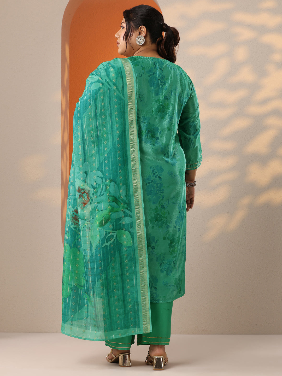  Plus Size Green Printed Chinon Straight Suit Set With Dupatta 