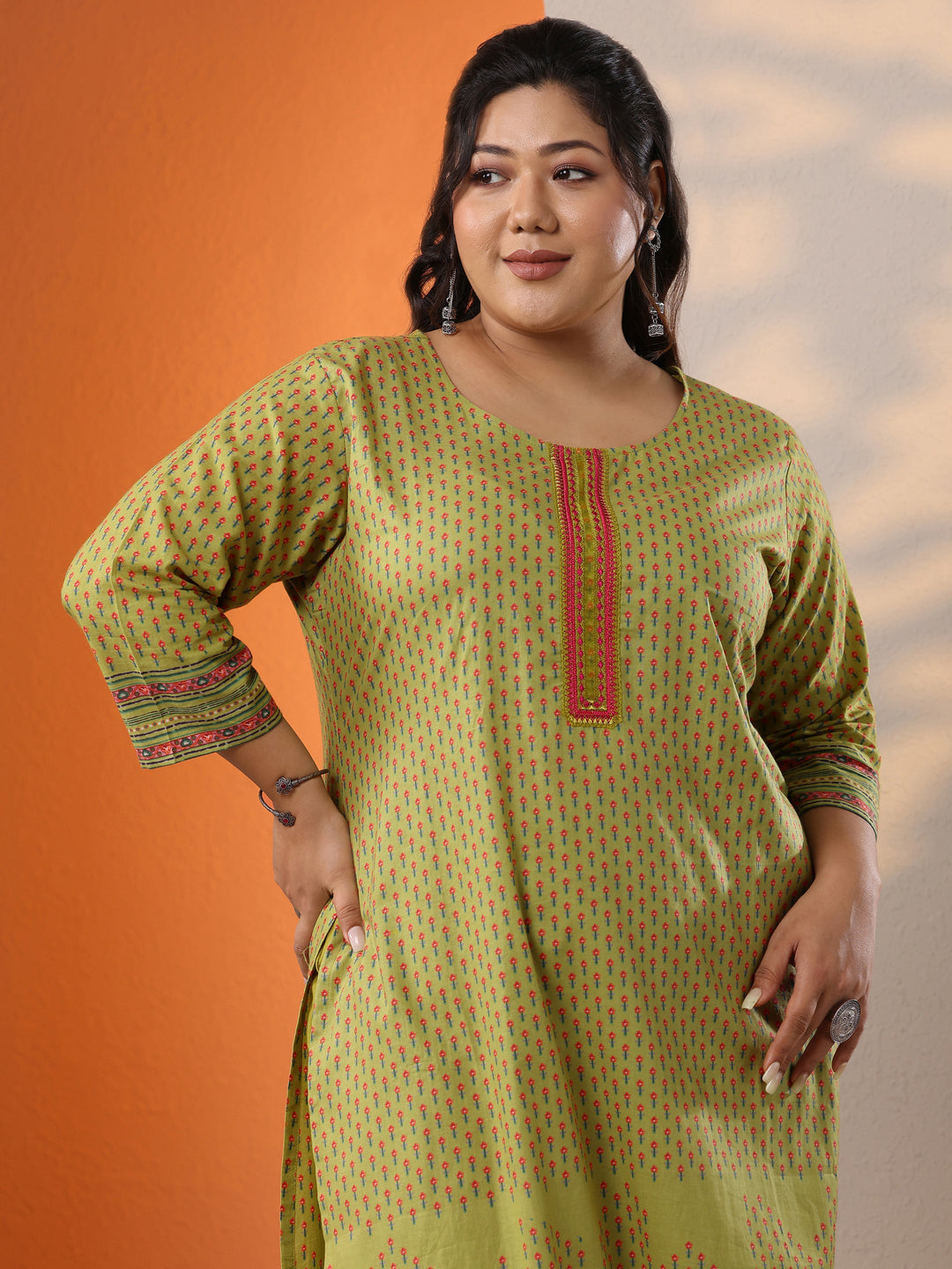 Plus Size Green Printed Cotton Straight Suit Set With Dupatta 