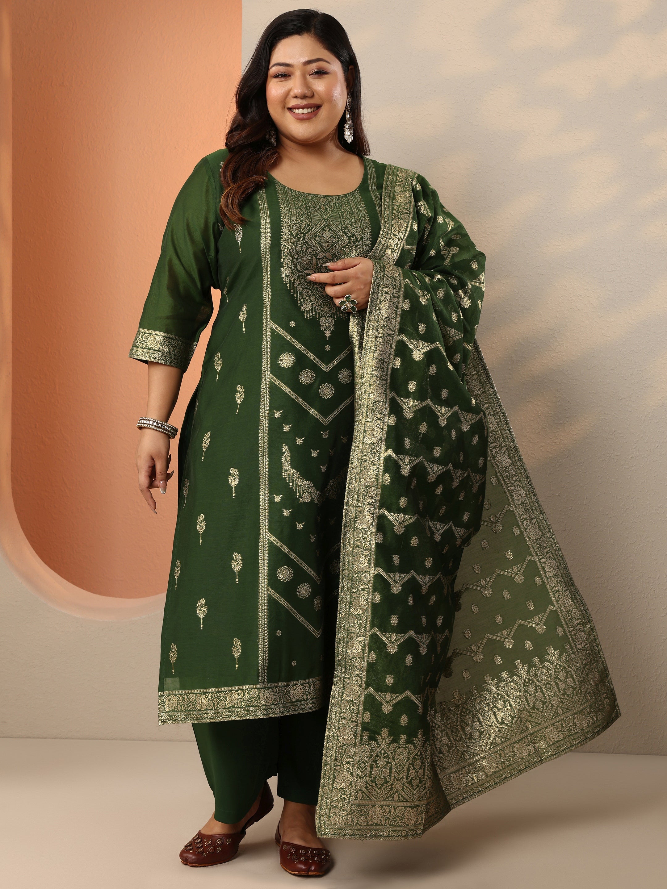 libas Plus Size Green Woven Design Silk Blend Straight Suit Set With Dupatta-picture-45
