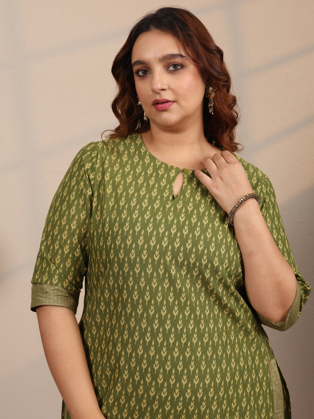  Plus Size Green Printed Cotton Straight Suit Set With Dupatta 