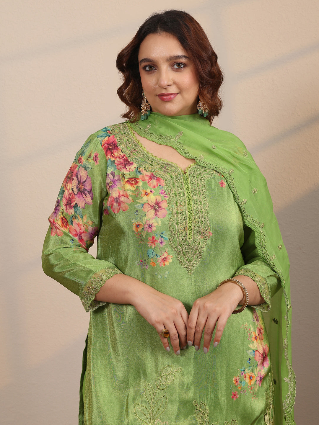  Plus Size Green Embroidered Crepe Straight Suit Set With Dupatta 