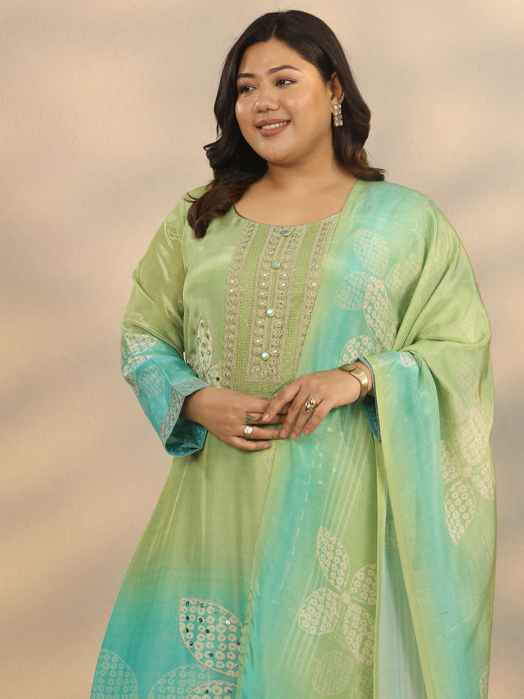  Plus Size Green Printed Crepe Straight Suit Set With Dupatta 