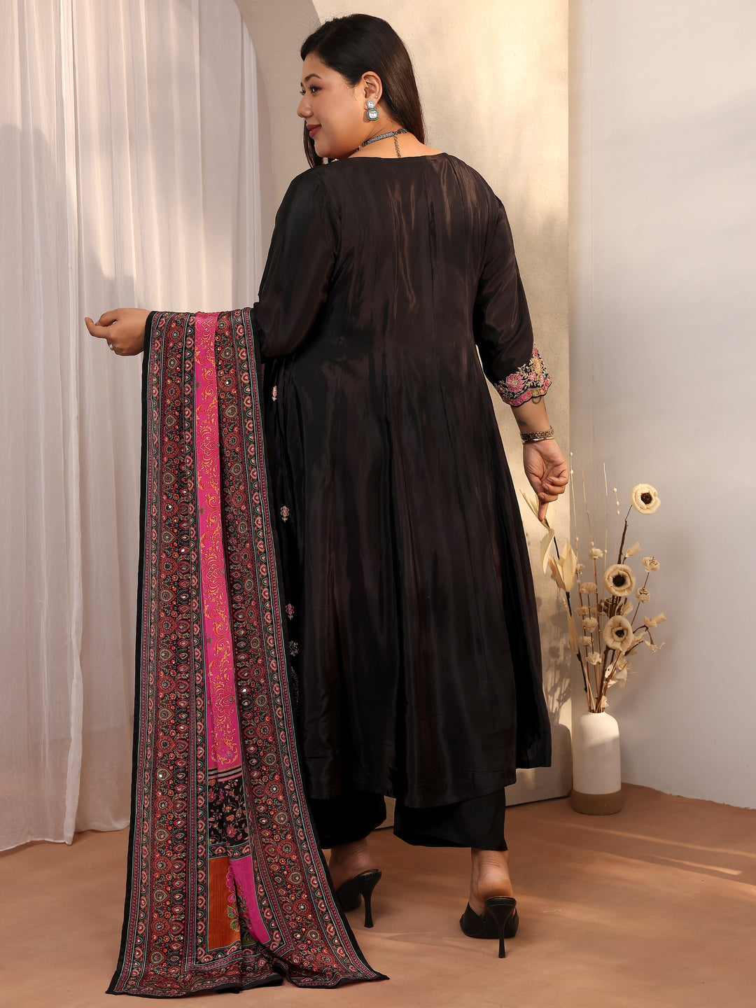 Plus Size Black Embroidered Crepe Anarkali Suit Set With Dupatta 